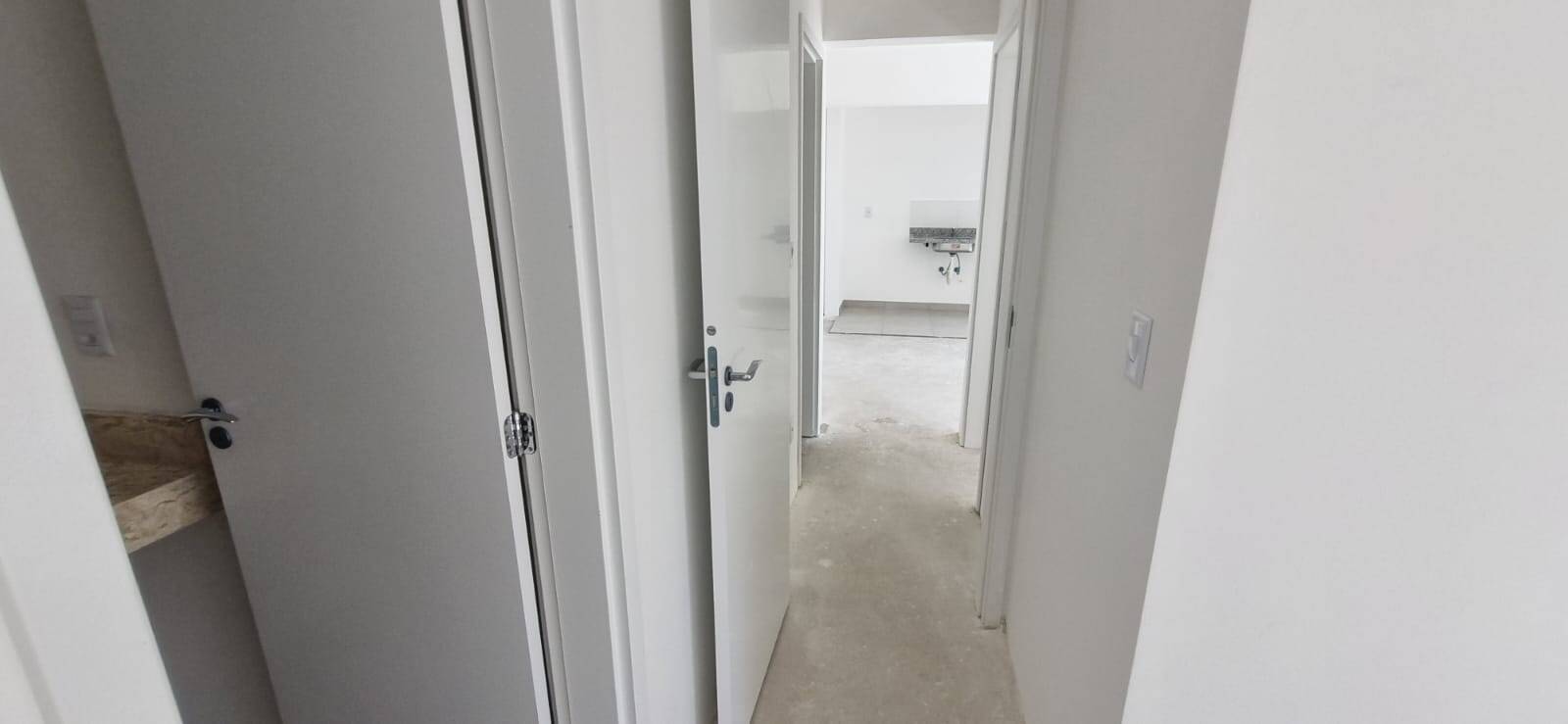 Apartamento à venda com 2 quartos, 58m² - Foto 18
